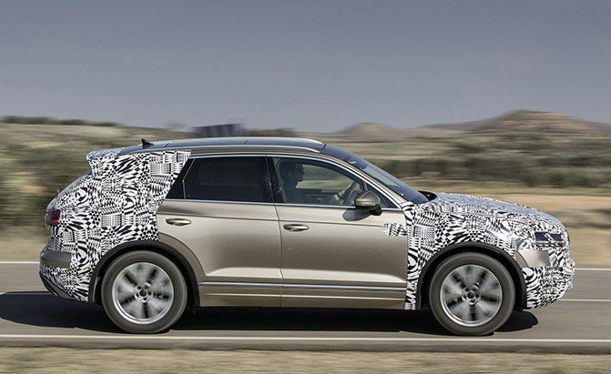 Naujasis „Volkswagen Touareg“ važiuos per Euraziją iki debiuto Pekine