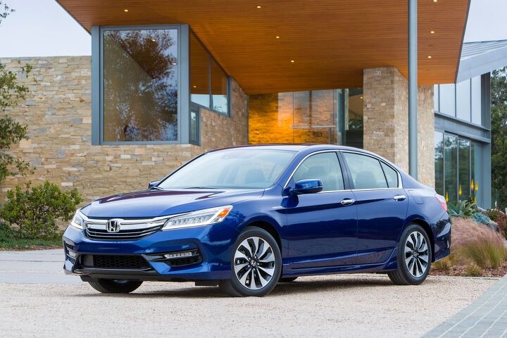 10 dalykų, kuriuos reikia žinoti apie „Honda Accord Hybrid“