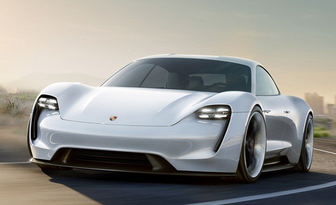 „Porsche“ kuria elektrinio superautomobilio platformą