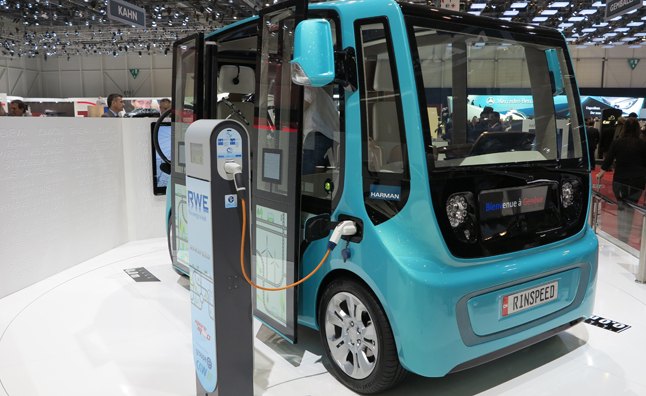 „Rinspeed MicroMAX“ – miesto autobusas ir jūsų svetainė vos 12 pėdų atstumu