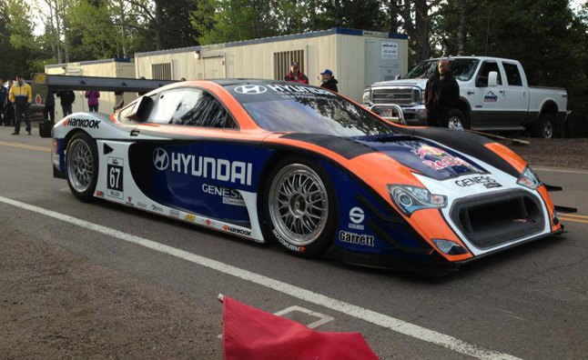 „Hyundai PM580T Pikes Peak Racer“ debiutuoja bandymams