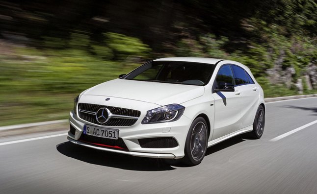 „Mercedes“ pristato naujus kabrioletus ir prekės ženklo augimą