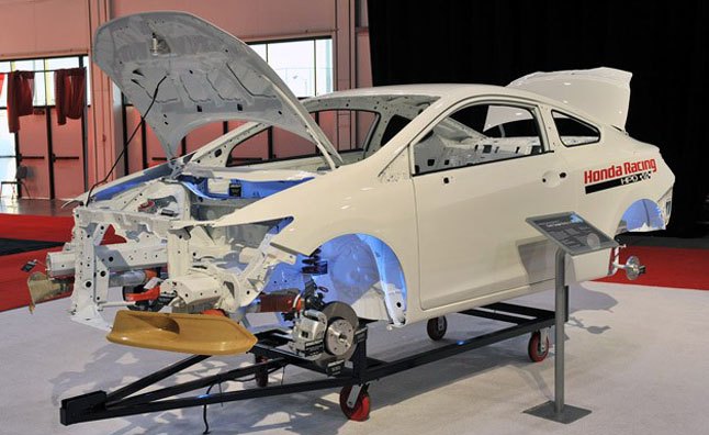 „Honda Civic Si“ lenktyninis automobilis gali būti jūsų už 3500 USD