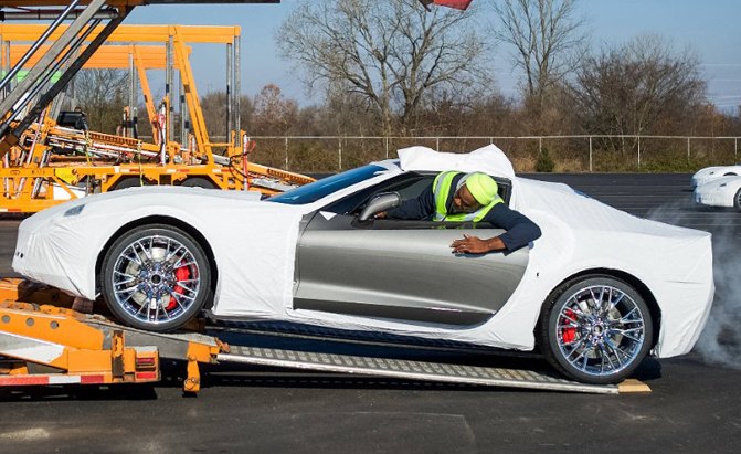 „Corvette Z06“ pradedamas pristatymas prekybos atstovams